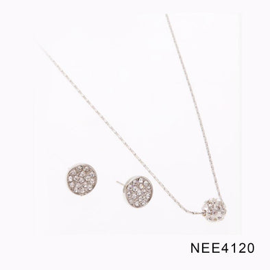 Roll over image to zoom in ELITE TREND Designer Style Crystal Jewelry Fashion Gold Color Alloy Colorful Rhinestone 18 Inch Necklaces