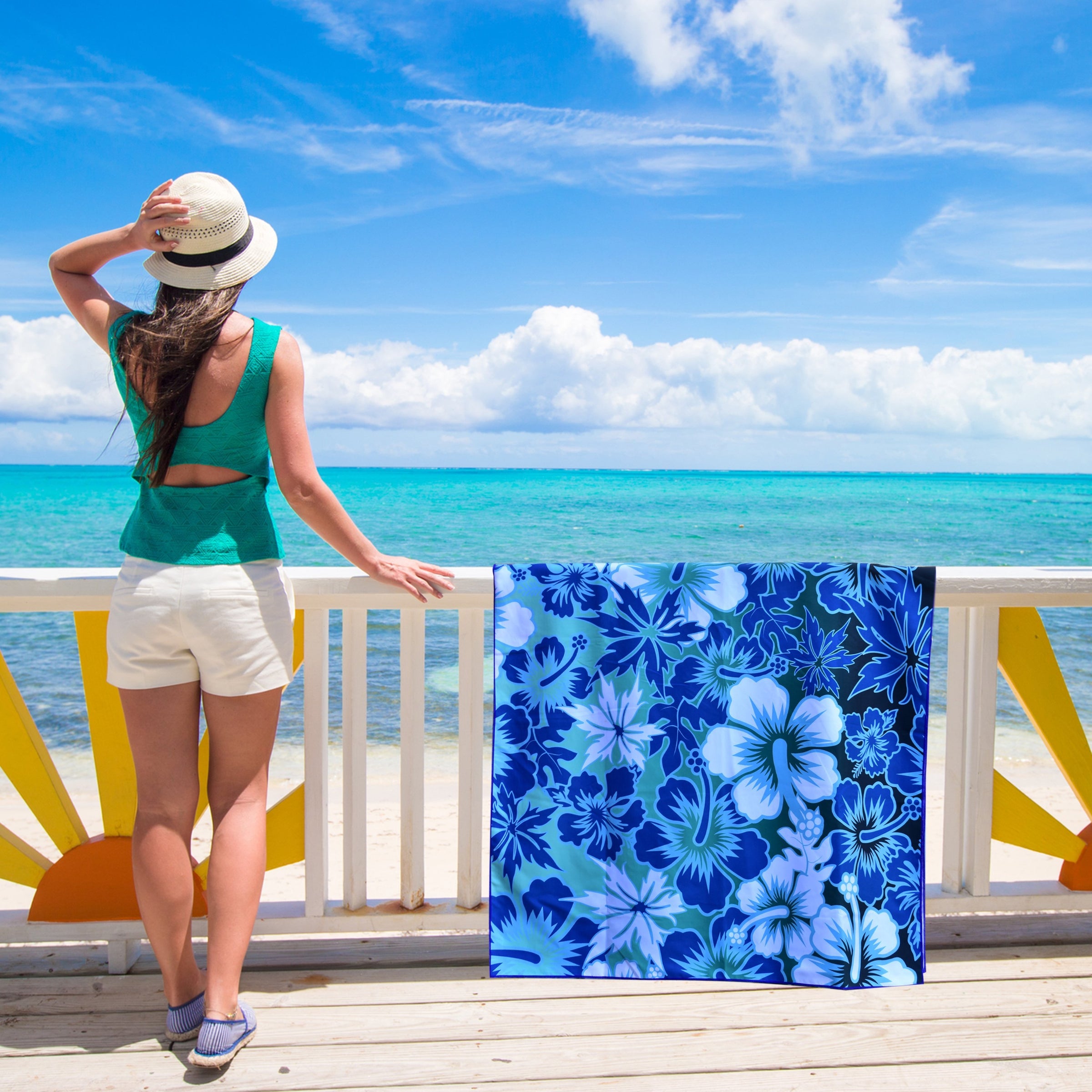 Beach Towel - Hibiscus (78x35 inches)