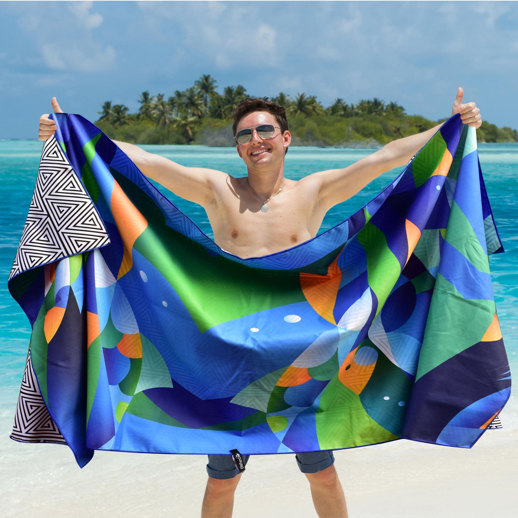 Beach Towel - Fishes (78x35 inches)